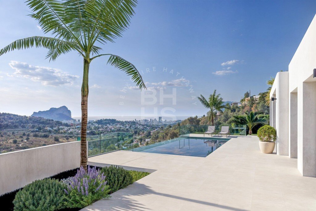 Villa in Calp / Calpe, Valencian Community, Spain 3 - 15121091