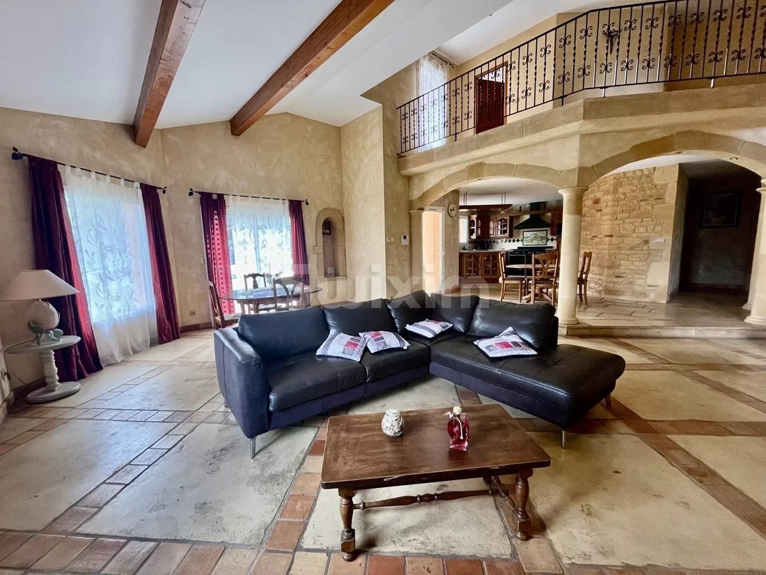 House in Liergues, Porte des Pierres Dorees, France 1 - 14368230