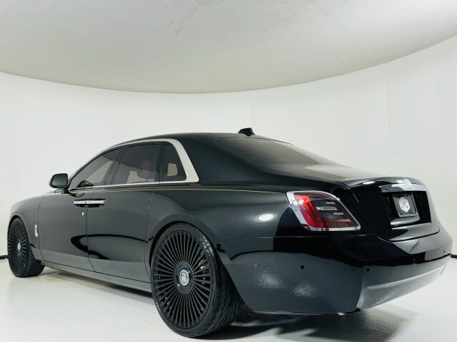 Sedan in Scottsdale 5 - 15094279