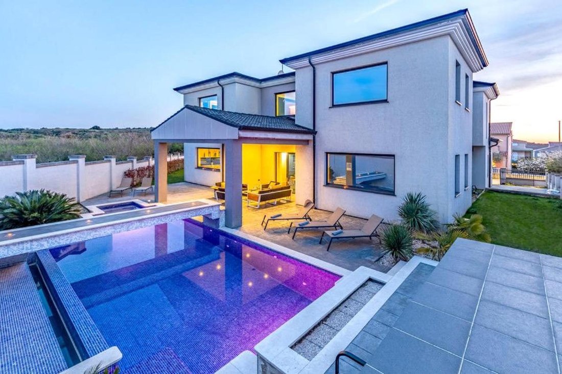 Villa in Pomer, Istria County, Croatia 2 - 15122858