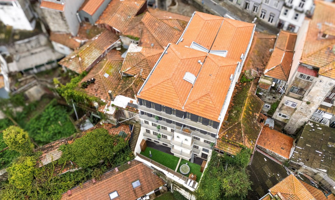 Apartment in Cedofeita, Santo Ildefonso, Se, Miragaia, Sao Nicolau e Vitoria, Porto District, Portugal 1 - 15116575