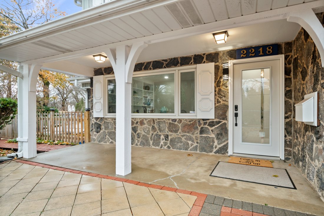 House in Wilmette, Illinois, United States 2 - 15120887