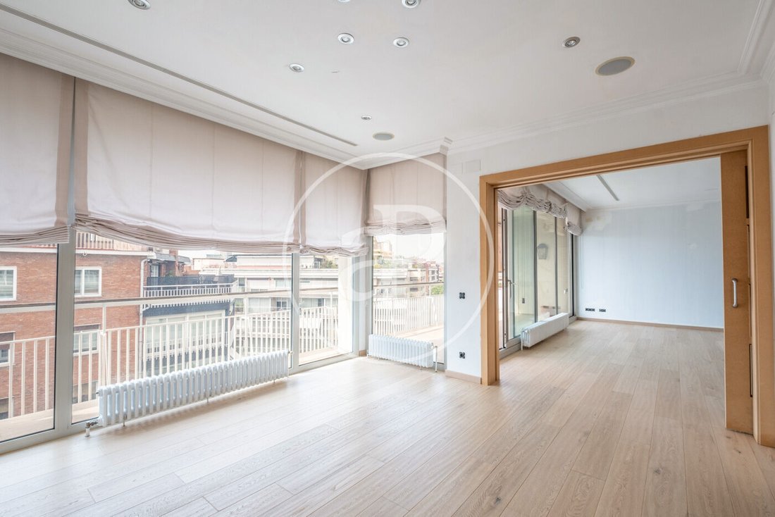 Penthouse in Sarrià-Sant Gervasi, Barcelona, Spain 2 - 15122207