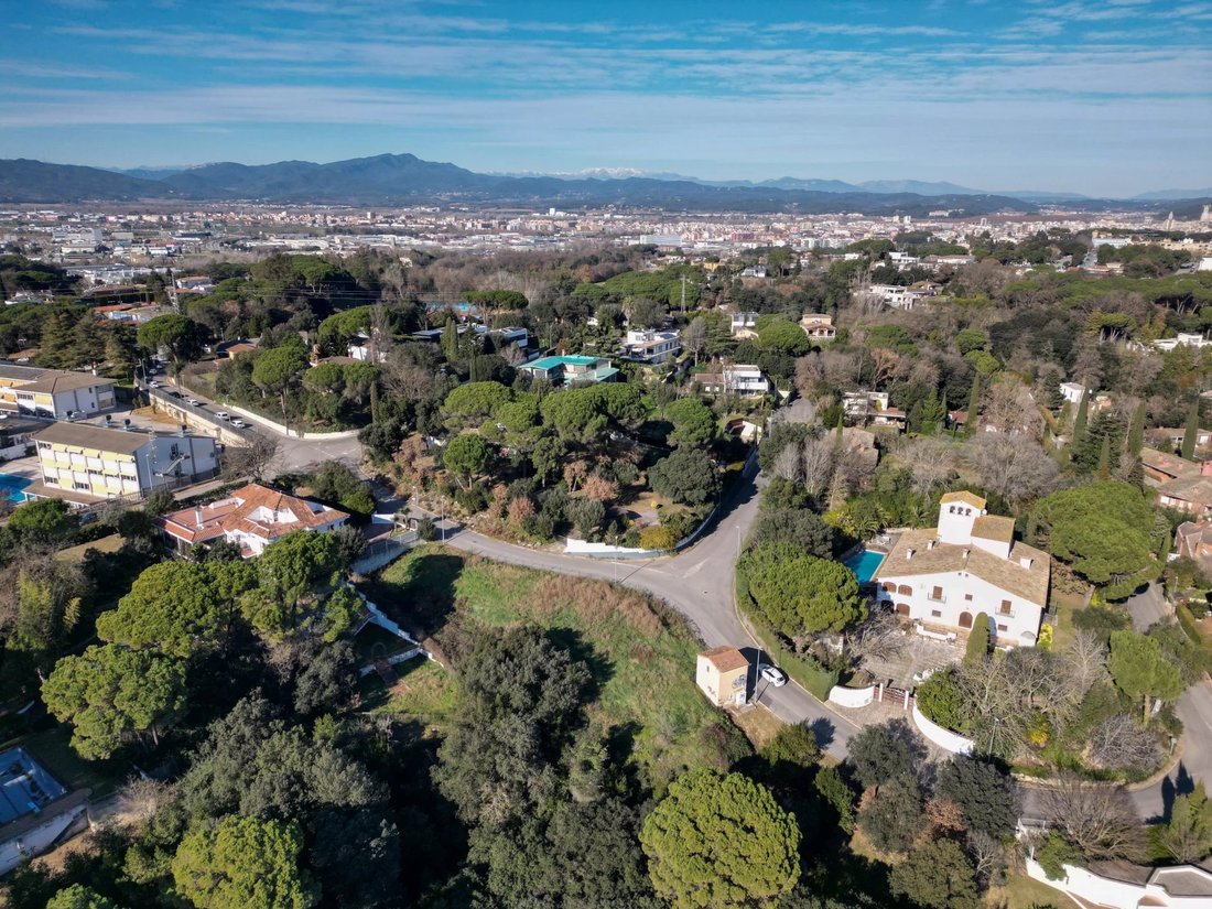 Land in Girona, Catalonia, Spain 2 - 15121957