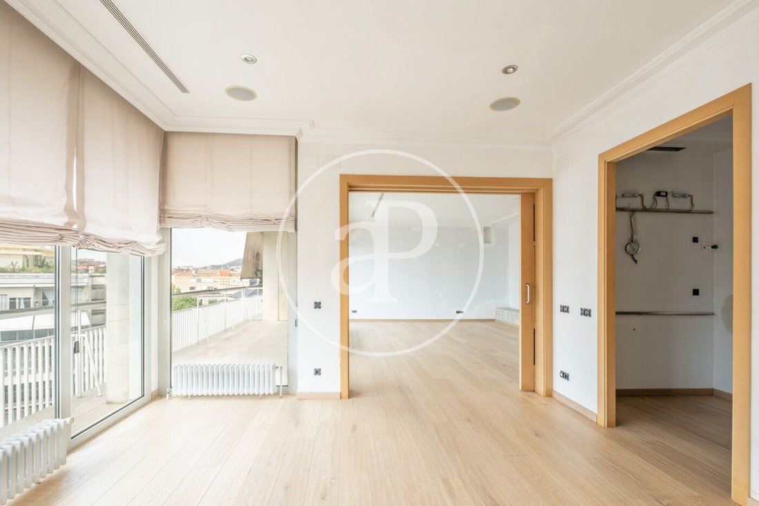 Penthouse in Sarrià-Sant Gervasi, Barcelona, Spain 3 - 15122207