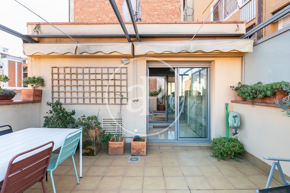 Villa in Sant Martí, Barcelona, Spain 3 - 15122889