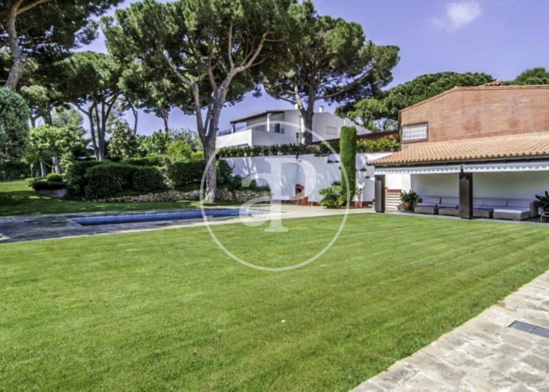 Villa in Sant Andreu de Llavaneres, Catalonia, Spain 1 - 15122281