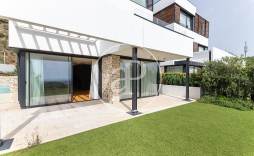 Villa in Barcelona, Catalonia, Spain 1