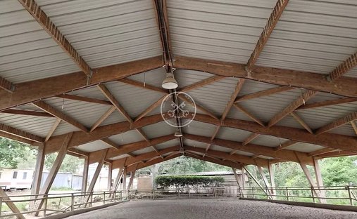 Azienda agricola a Montauroux, Provenza-Alpi-Costa Azzurra, Francia 1