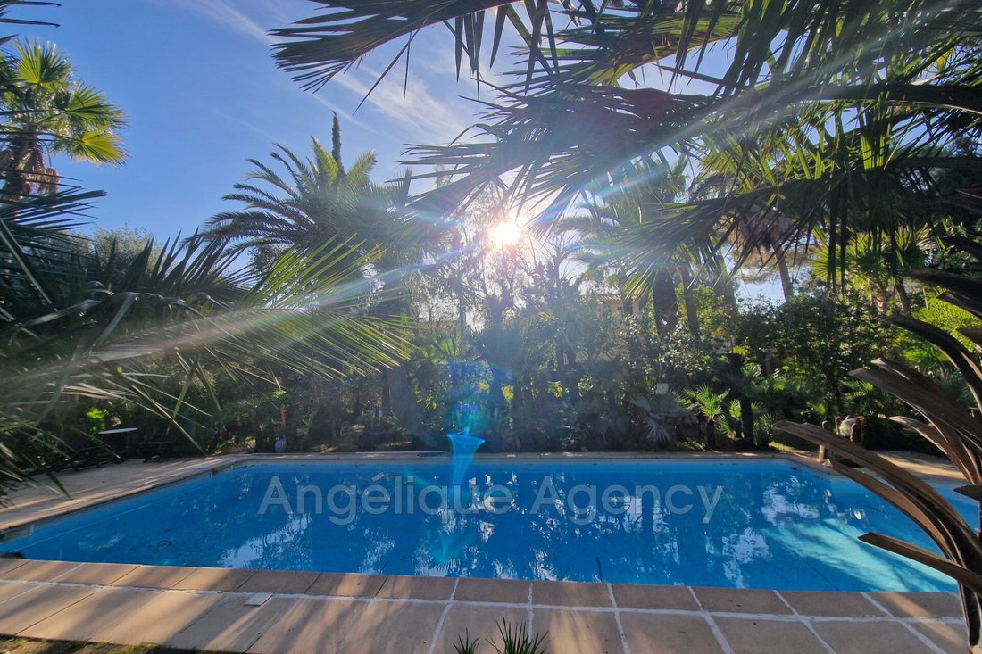 Villa in Frejus, Provence-Alpes-Côte d'Azur, France 4 - 15121280