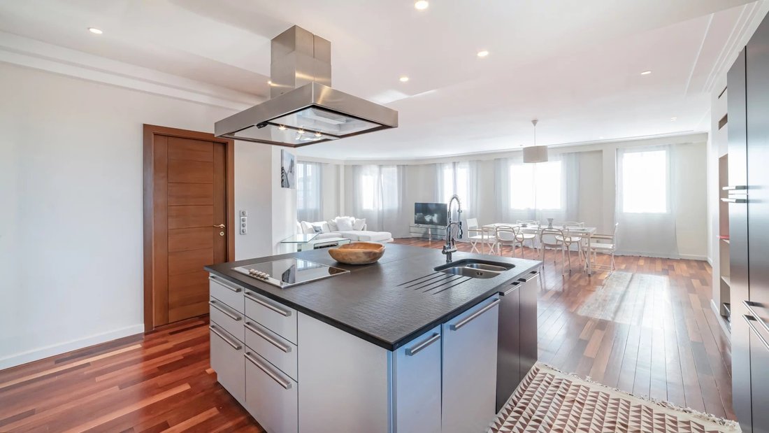 Apartment in Cannes, Provence-Alpes-Côte d'Azur, France 2 - 15122472