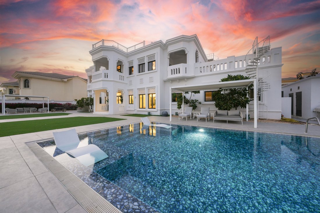 Villa in Palm Jumeirah, Dubai, United Arab Emirates 1 - 15124518