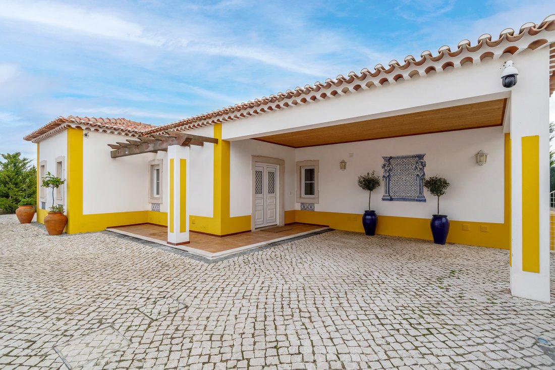 Villa in Leiria, Portugal 3 - 15124033