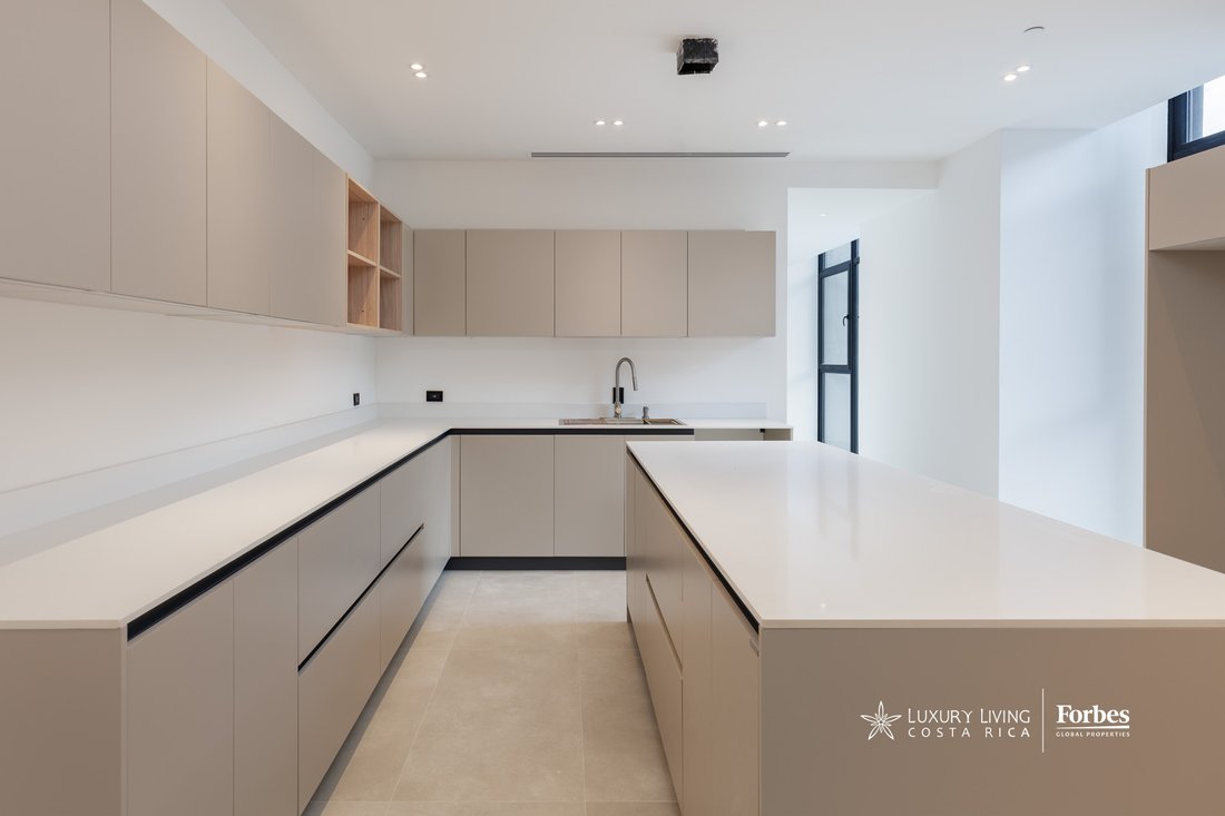 Apartment in Santa Ana, San José Province, Costa Rica 2 - 15124980