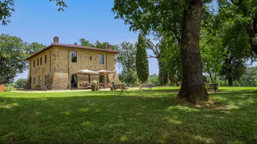 Villa in Castiglion Fibocchi, Tuscany, Italy 4 - 15127291