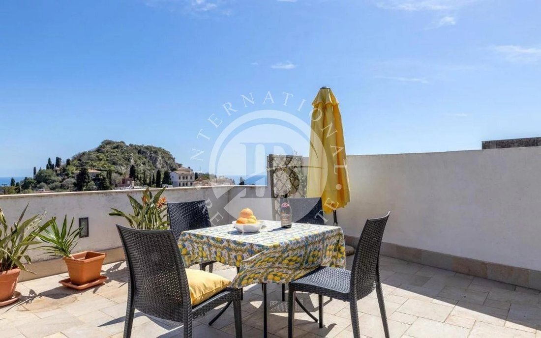 Villa in Taormina, Sicily, Italy 1 - 15125202