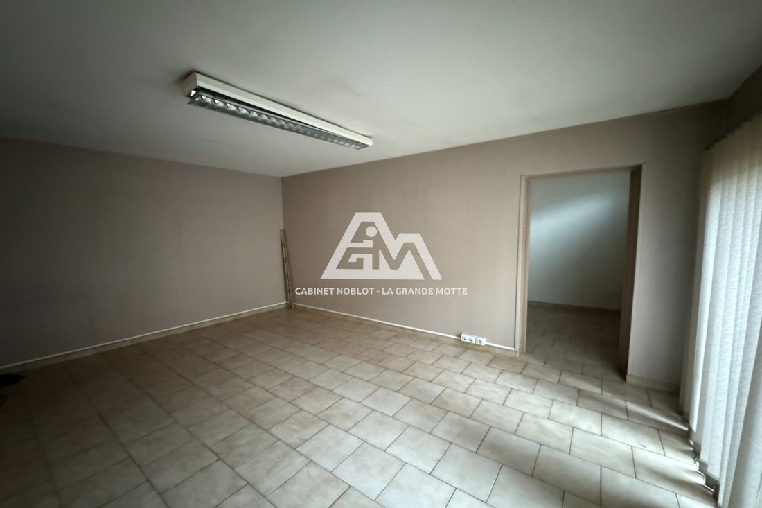 Lunel, Occitania, France 5 - 15125044