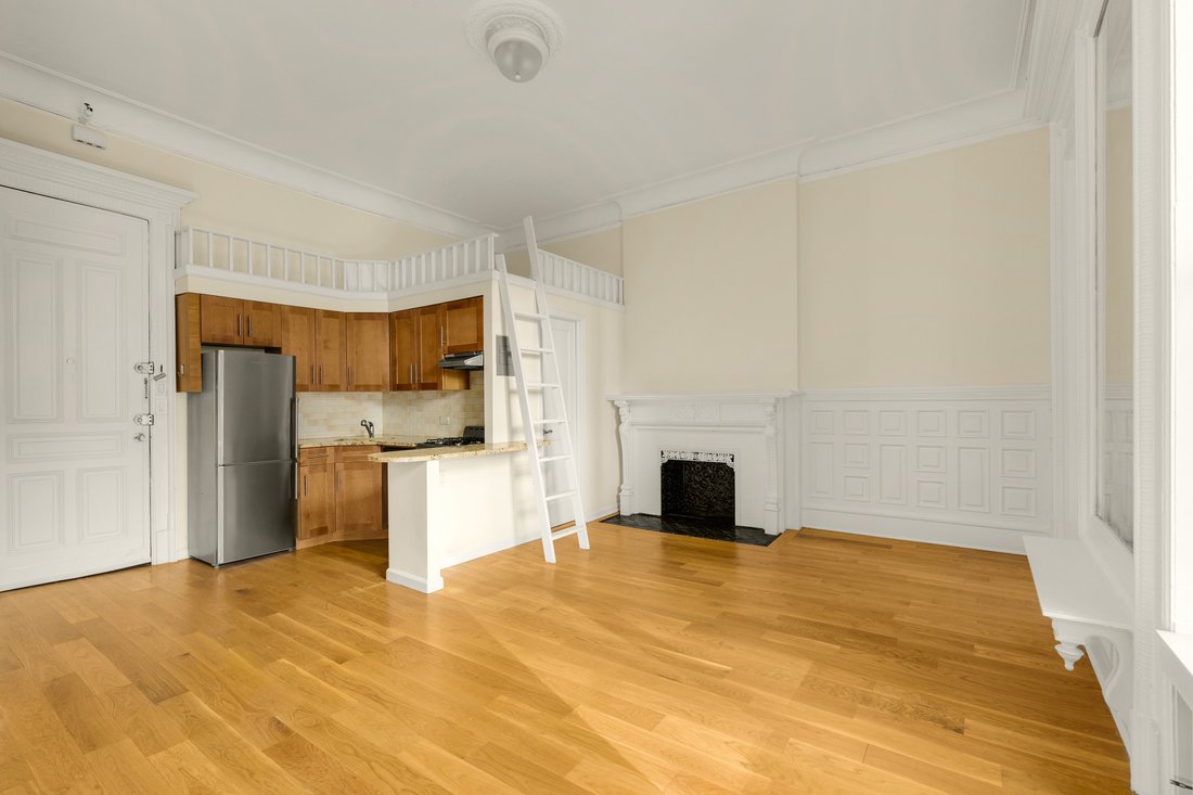 House in New York, New York, United States 5 - 15124342