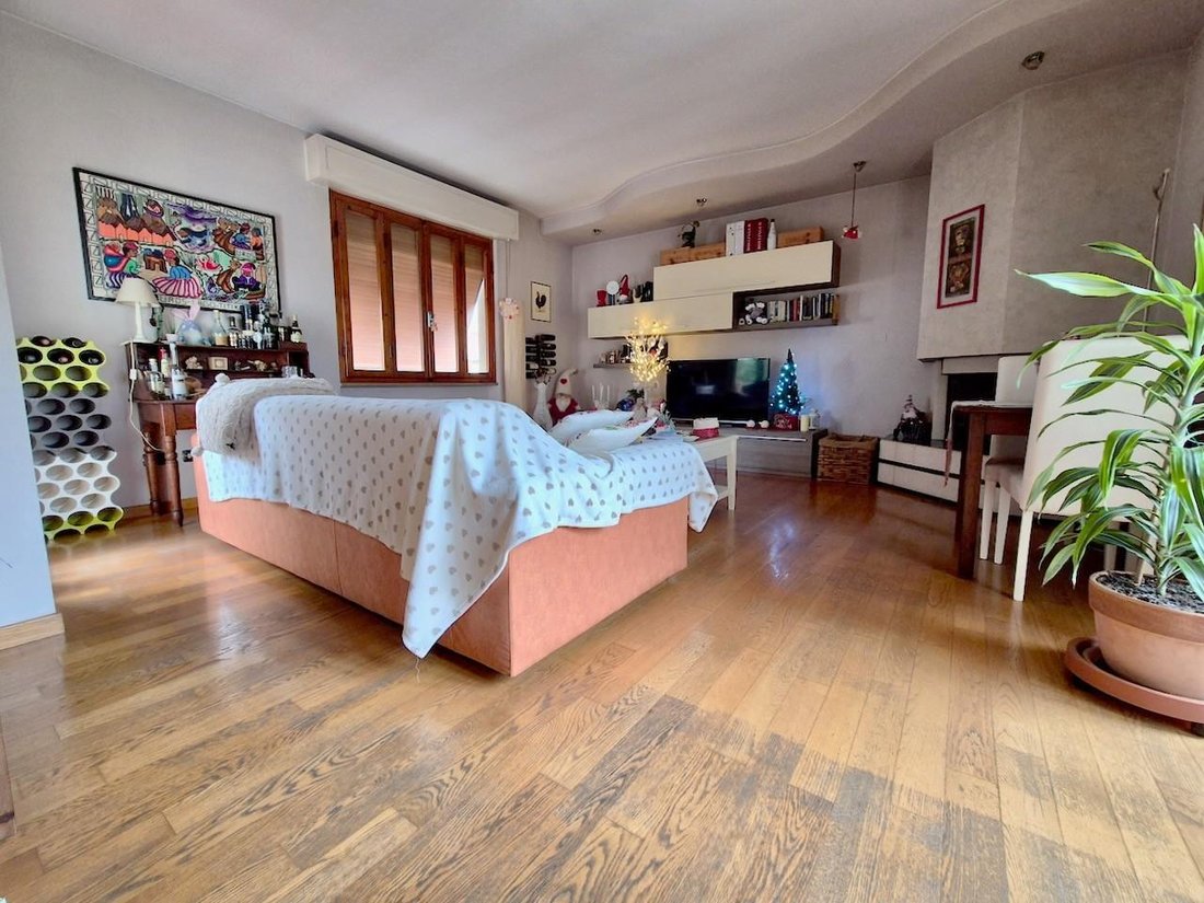 Villa in Porta a Lucca, Pisa, Tuscany 3 - 15126053