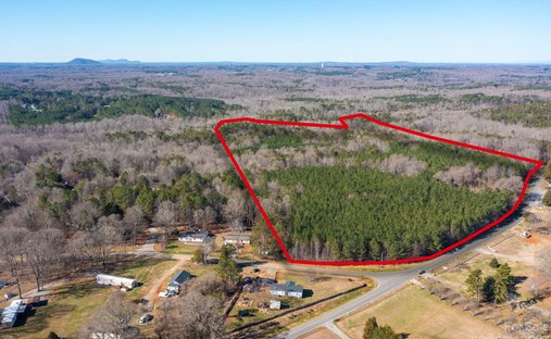 Land in Mount Holly, North Carolina, United States 1