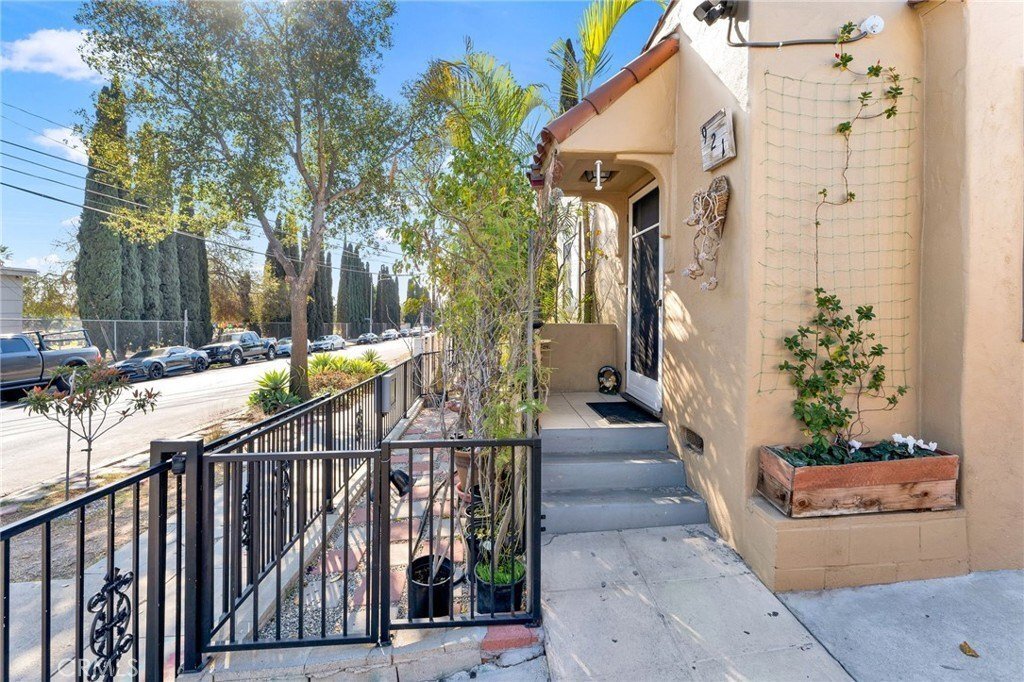 House in Los Angeles, California, United States 4 - 15123535