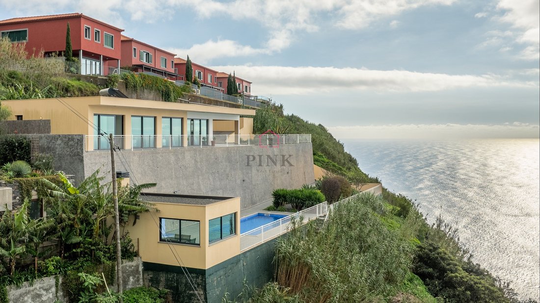 Villa in Arco Da Calheta, Madeira, Portugal 1 - 15124601
