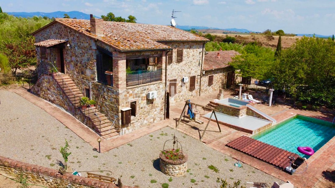 House in Ribolla, Tuscany, Italy 2 - 15125297
