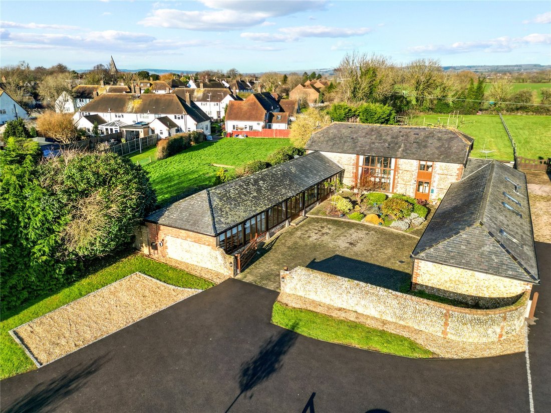 House in Oving, England 3 - 13910021