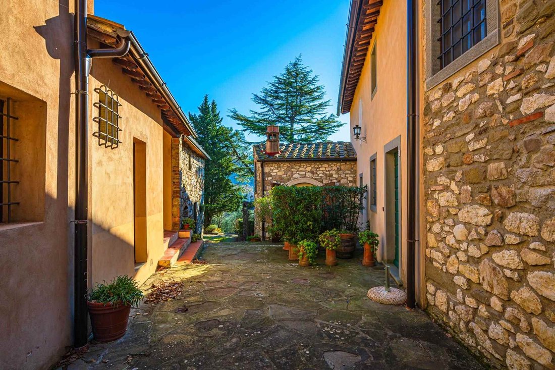 Scarperia e San Piero, Tuscany, Italy 5 - 15124975