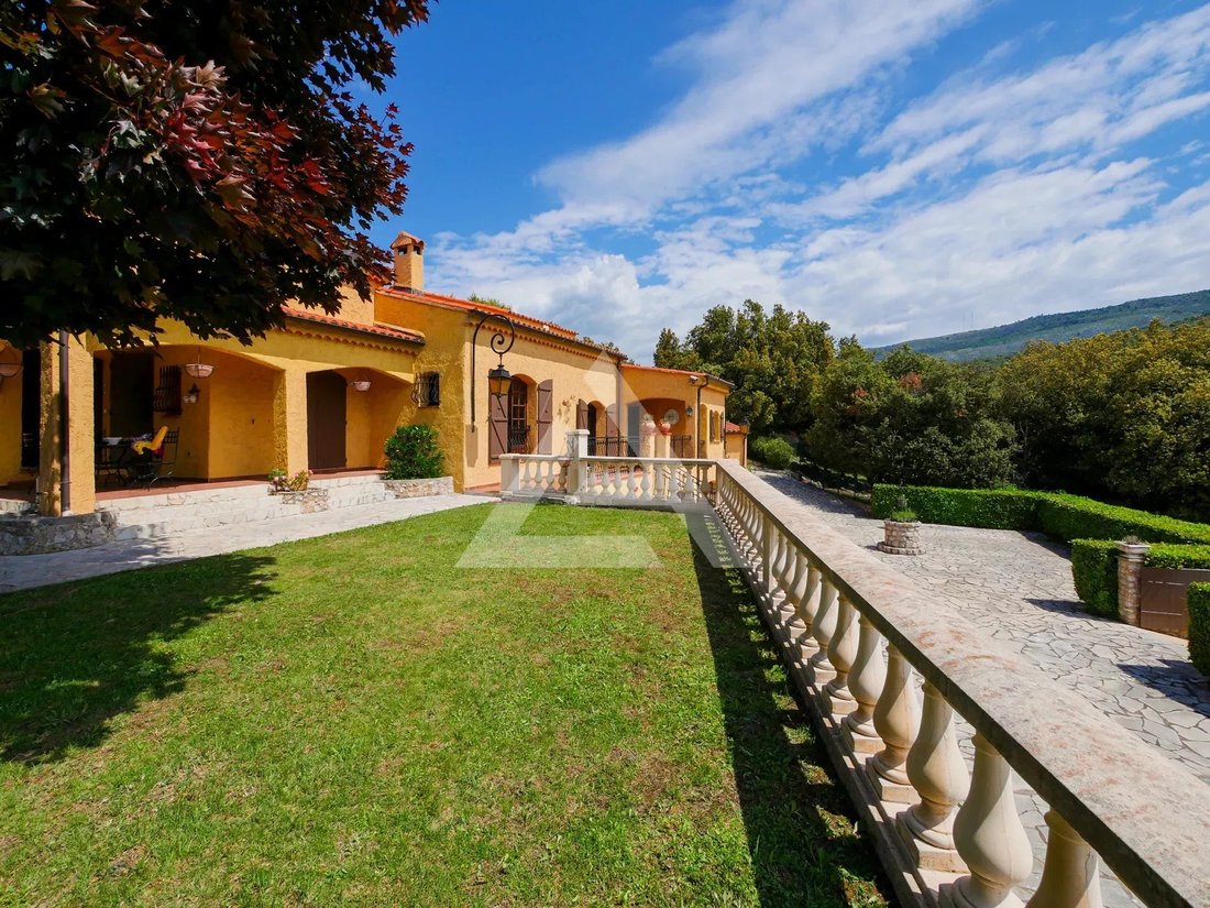 Villa in Peille, Provence-Alpes-Côte d'Azur, France 2 - 12709649