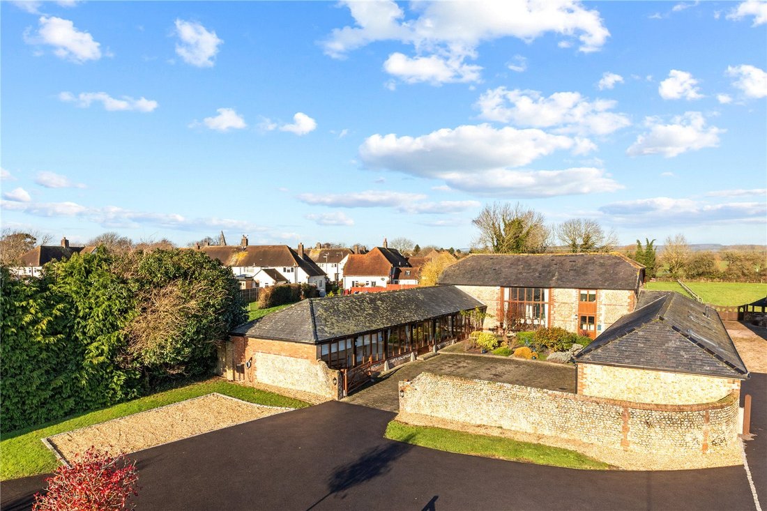 House in Oving, England 2 - 13910021