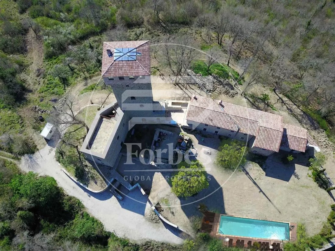 Casa en Passignano sul Trasimeno, Umbría, Italia 2 - 15057049