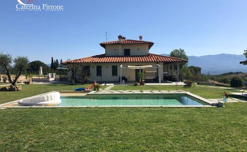 Villa in Rignano sull'Arno, Tuscany, Italy 1