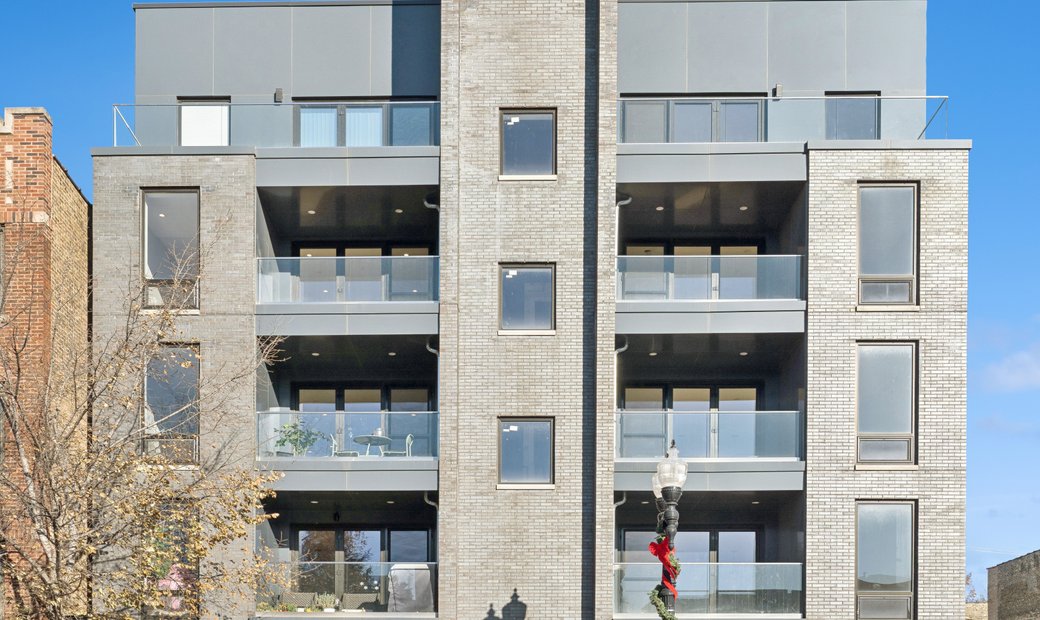 Curated visual reference: Gallery Detail: New Luxury Condo In Chicago Illinois United States For Sale