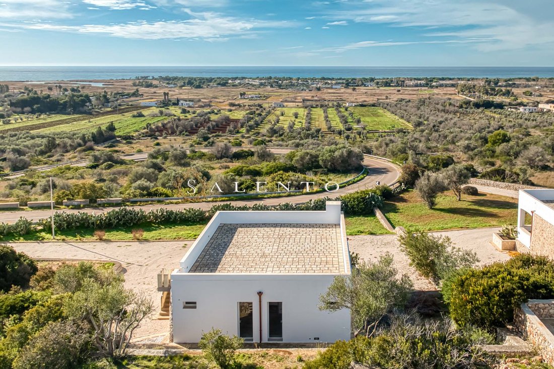 Villa in Ugento, Apulia, Italy 1 - 15128176