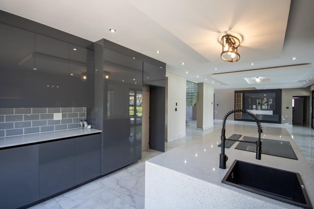 House in Hartbeespoort, North West, South Africa 3 - 15127633
