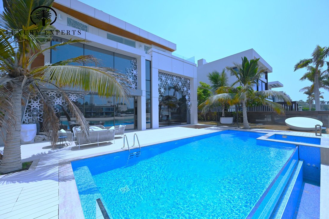 Villa in Palm Jumeirah, Dubai, United Arab Emirates 1 - 14236740