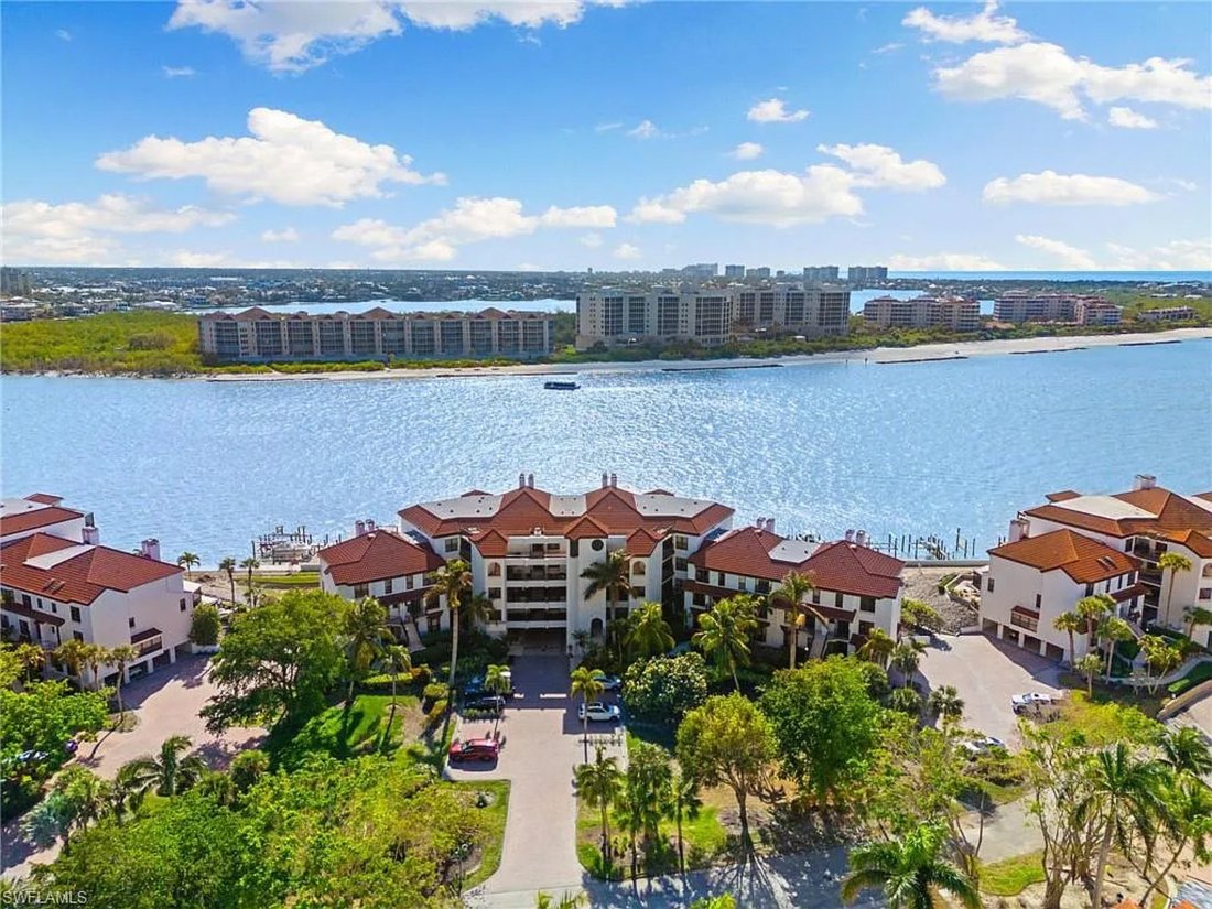Condo in Naples, Florida, United States 2 - 15135341