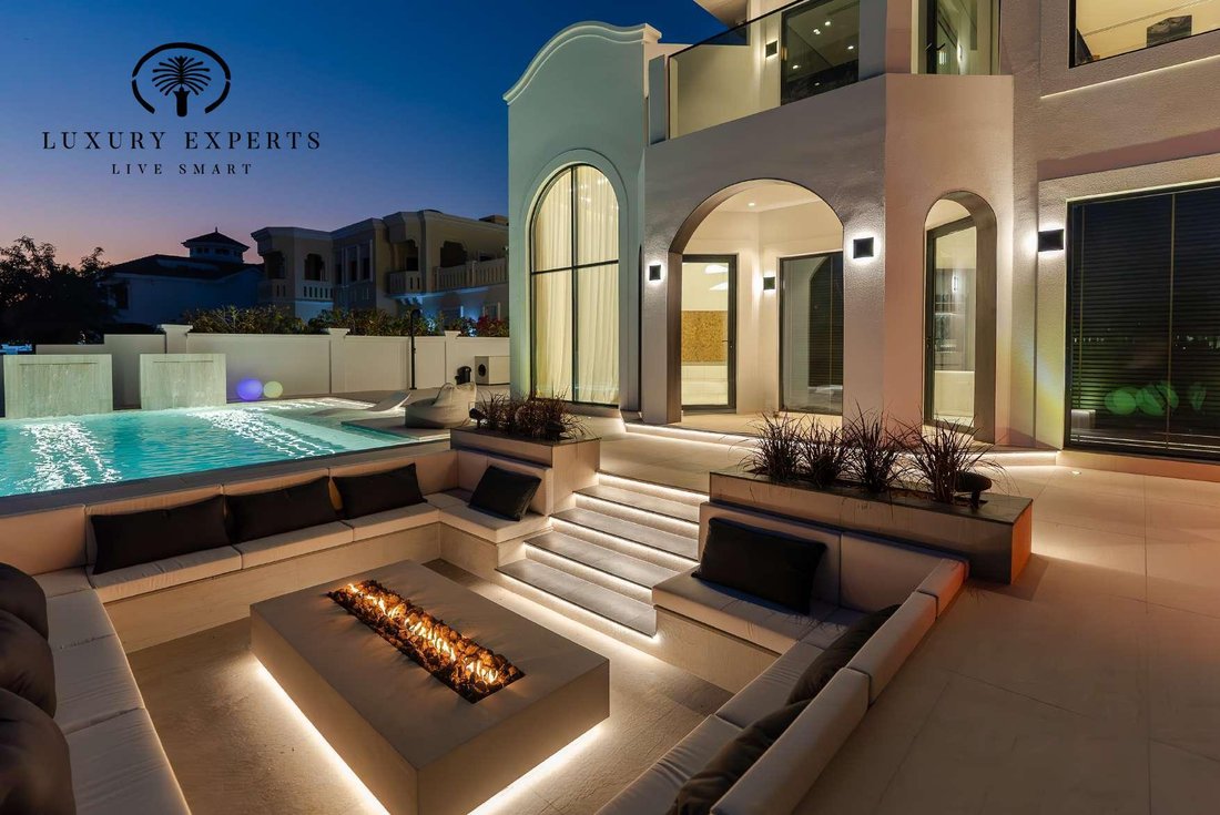 Villa in Palm Jumeirah, Dubai, United Arab Emirates 1 - 15135318