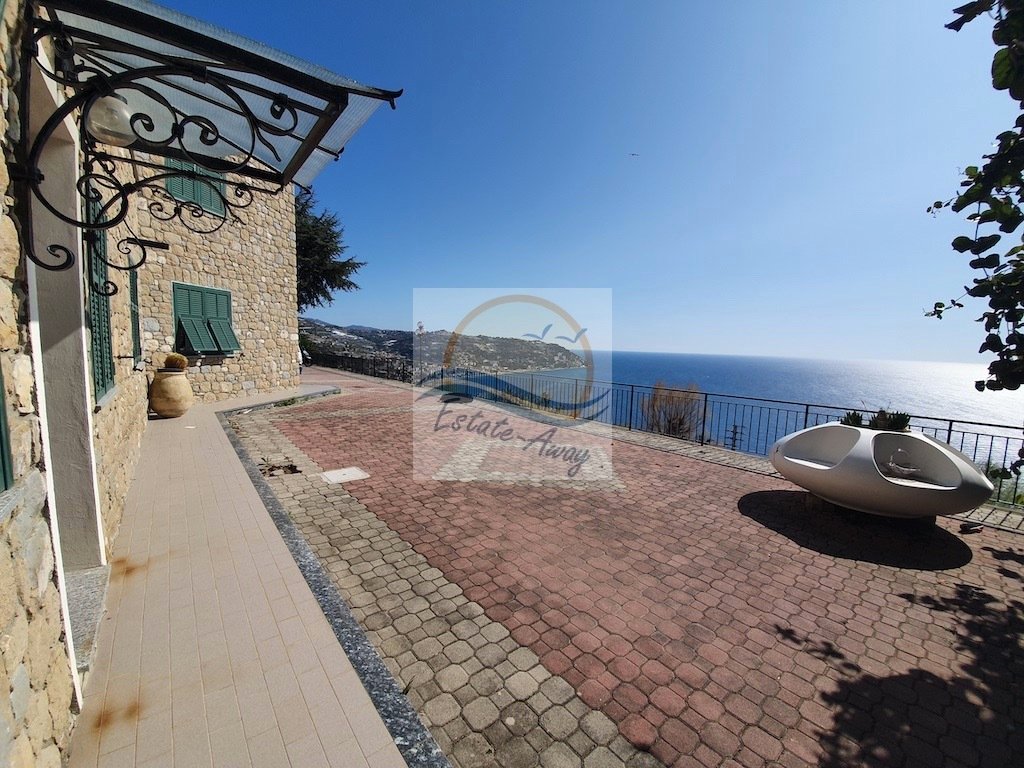 Villa in Bordighera, Liguria, Italy 3 - 15135885