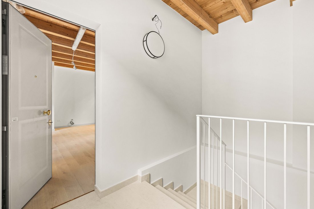 Apartment in Verona, Veneto, Italy 1 - 15135869