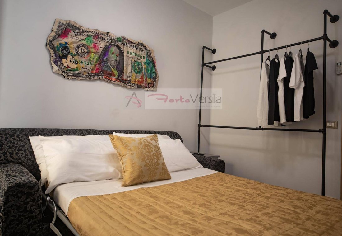 Apartment in Lungomare, Viareggio, Tuscany 3 - 15130820