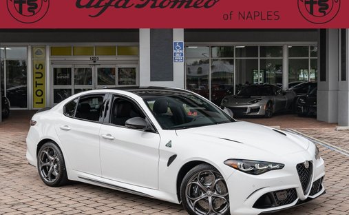 Alfa Romeo Giulia in Naples, fl 1