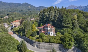 Villa in Roccamare, Tuscany, Italy 1