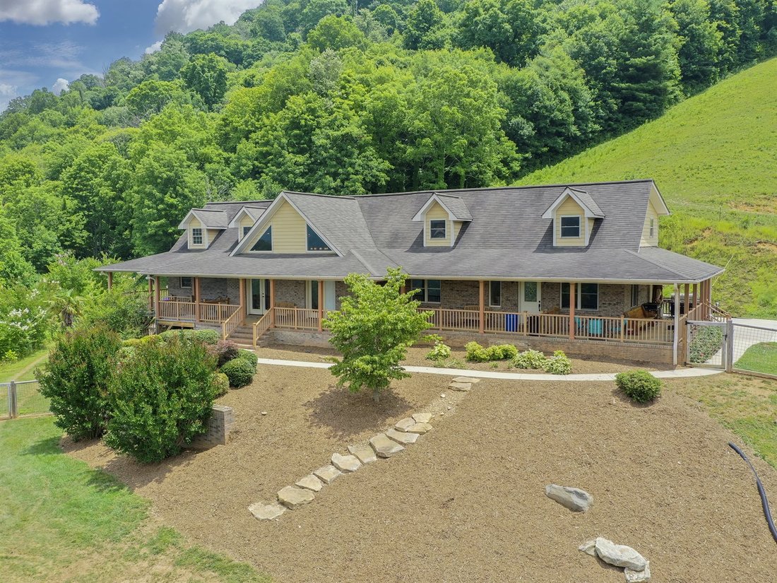 House in Clyde, North Carolina, United States 3 - 15131322