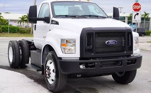 2023 Ford Commercial F-750 Super Duty F750 Regular Cab in Miami, FL, United States 1