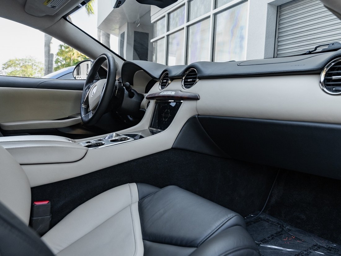 Sedan in Naples, FL 2 - 14934577