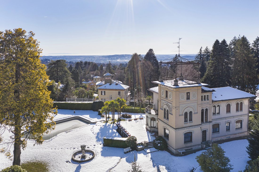 Casa en Varese, Lombardía, Italia 1 - 11778928