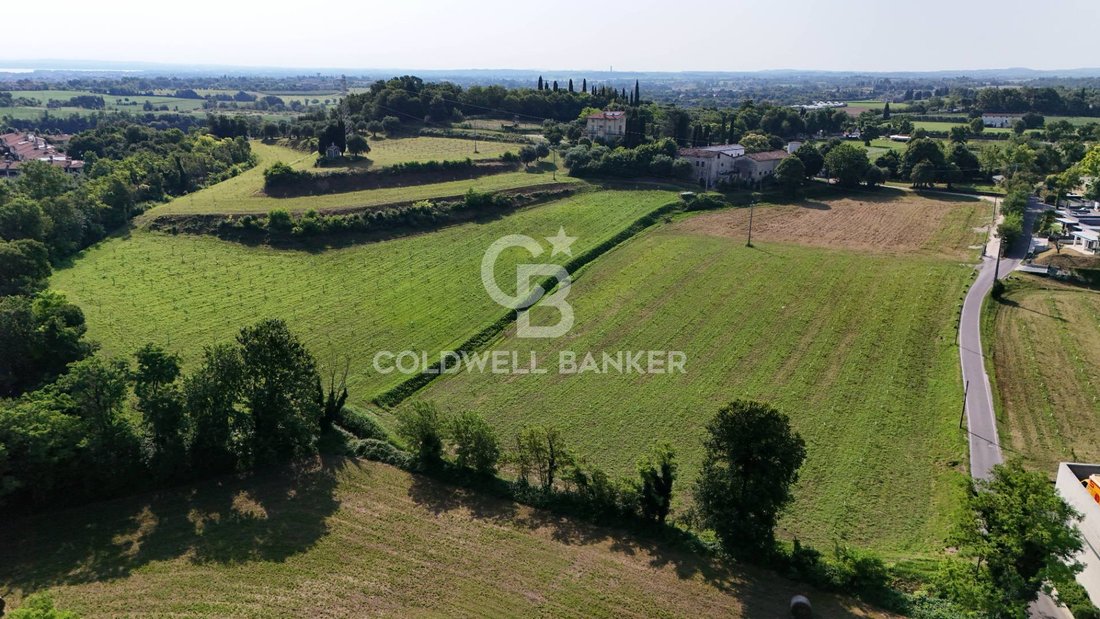 Farm Ranch in Desenzano del Garda, Lombardy, Italy 2 - 15130853