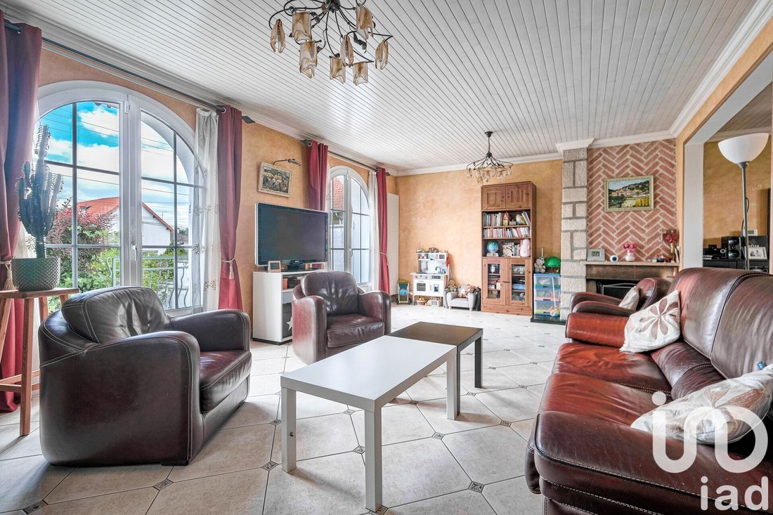 Vente Maison Traditionnelle 6 Pièces In Aulnay Sous Bois, île De France